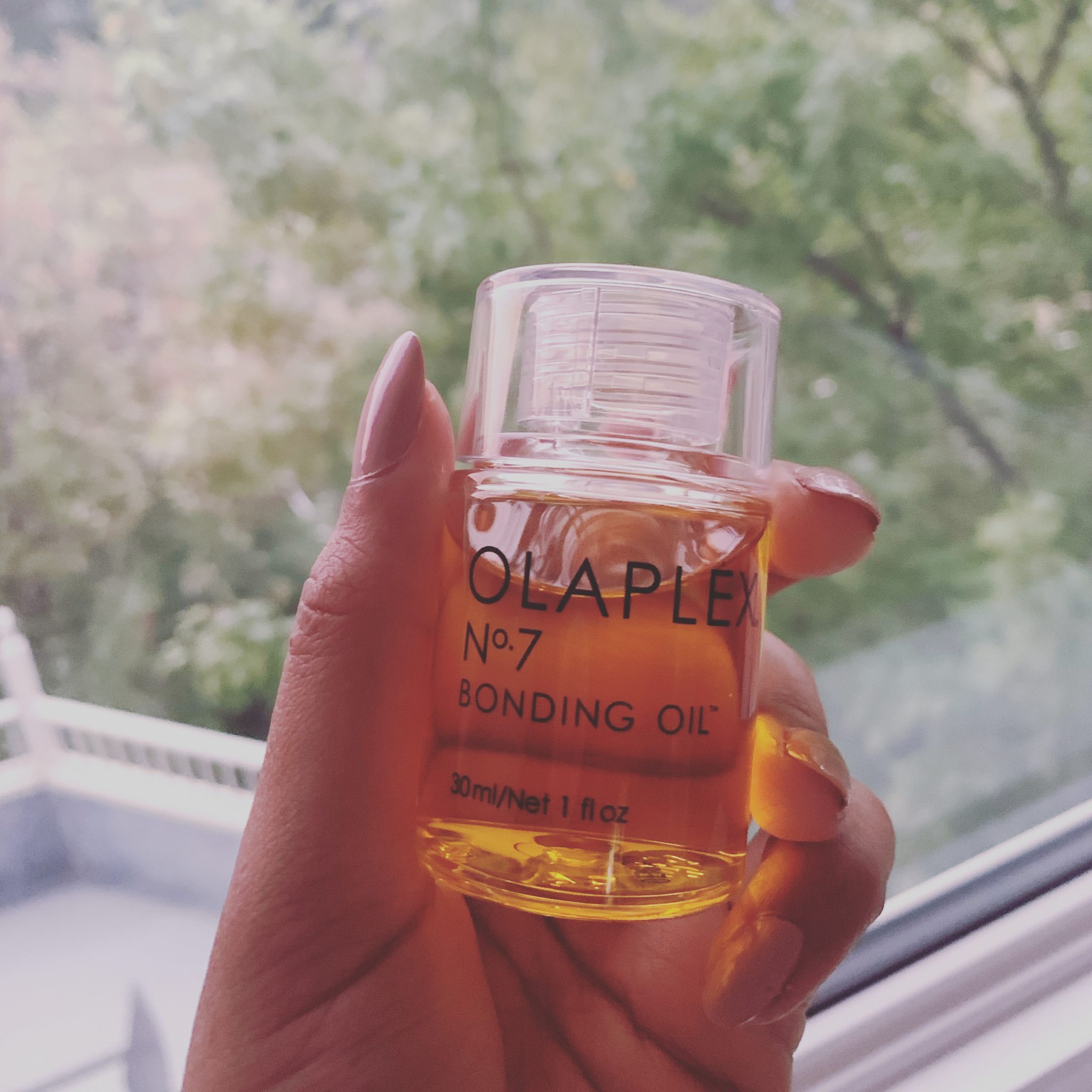 Olaplex No. 7 Bonding Oil | Canadian Beauty