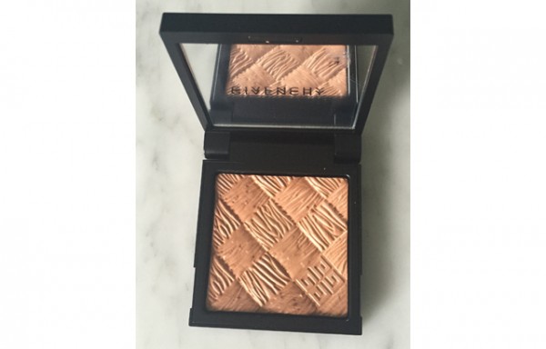 Givenchy Bonne Mine Powder