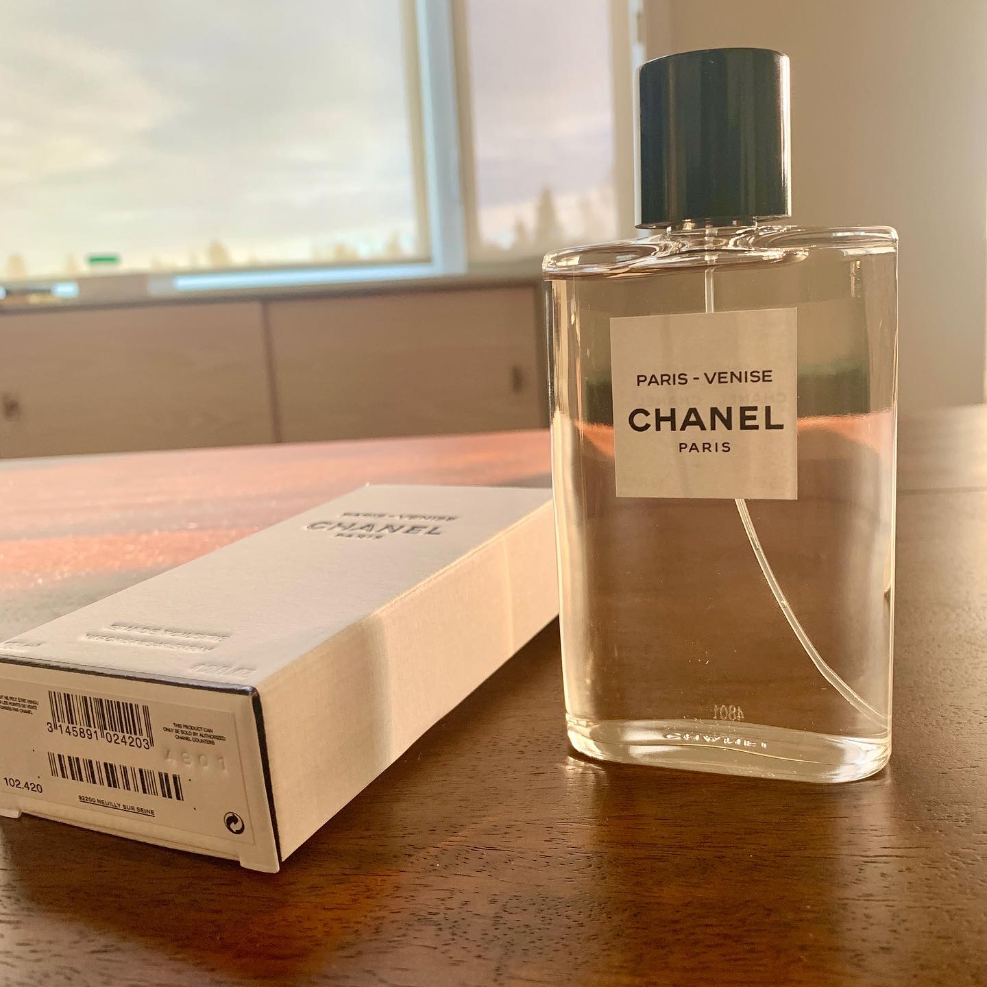Chanel Paris-Venise Perfume Review