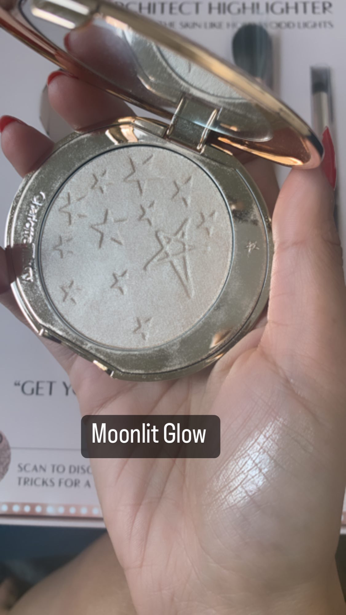 Charlotte Tilbury Hollywood Glow Glide Face Architect Highlighter